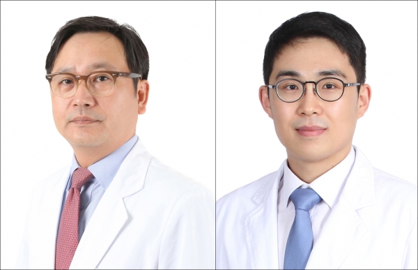 사진 왼쪽부터 함병주 교수, 한규만 교수