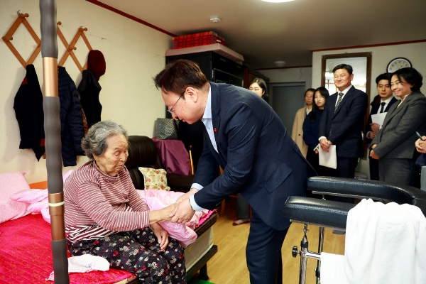 조규홍 장관, 노인 의료 돌봄 통합지원 시범사업 현장 방문 / 보건복지부