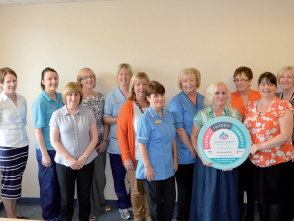 머더웰 보건소 직원들 / 더 펄스 NHS 래너크셔