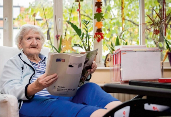 National Dementia Strategy 본문 이미지 / www.bundesgesundheitsministerium.de/fileadmin/Dateien/5_Publikationen/Pflege/Berichte/2021-01-14_Nationale_Demenzstrategie_Kurzfassung_EN.pdf