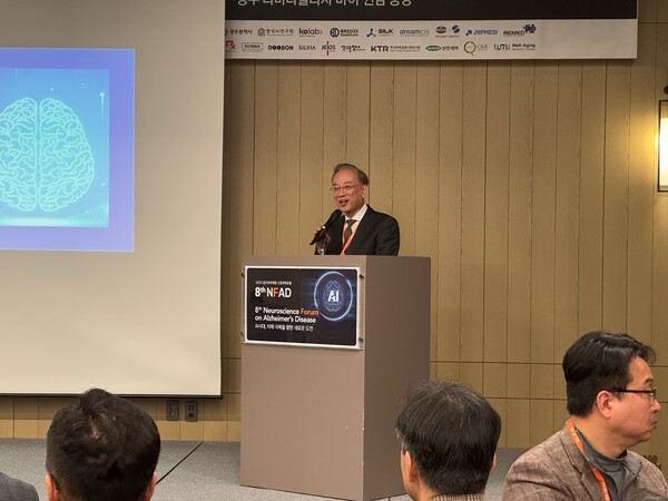 개회사를 전하는 김상윤 분당서울대병원 신경과 교수 / 황교진 기자