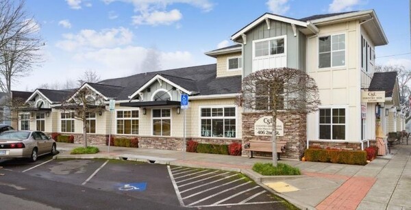 오리건주 캔비(Canby)의 메모리 케어 시설 전경, 지역사회 기반의 소규모 치매 전담 주거 모델 / Senior Living Investment Brokerage (SLIB)