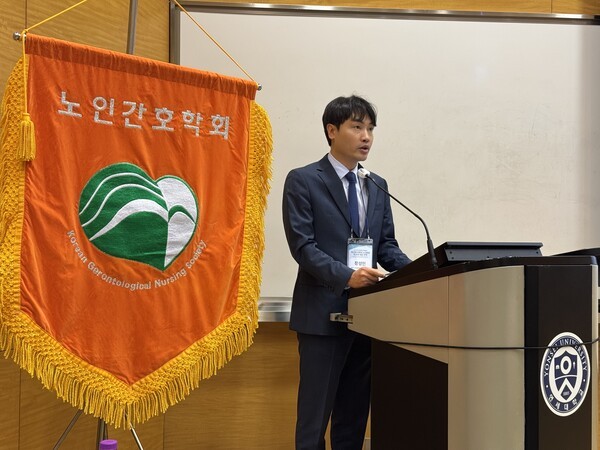 축사를 전하는 장성인 국민건강보험공단 건강보험연구원 원장 / 황교진 기자