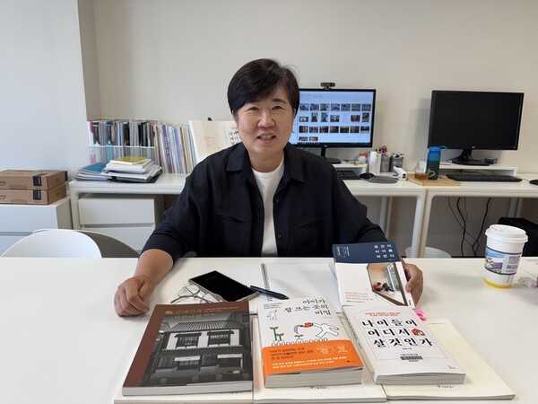 '경관디자인 공유' 사무실에서 김경인 박사 / 황교진 기자