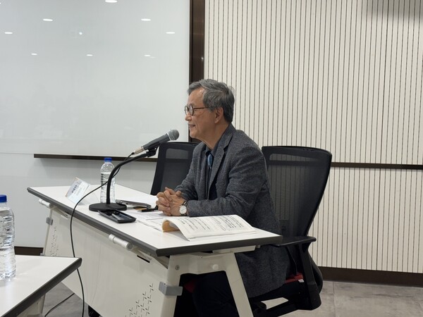 1부 좌장을 맡은 윤종률 한림의대 교수 / 황교진 기자